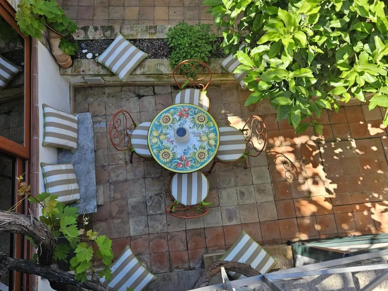 Casa Memi by Holiday World تاورمينا شقة